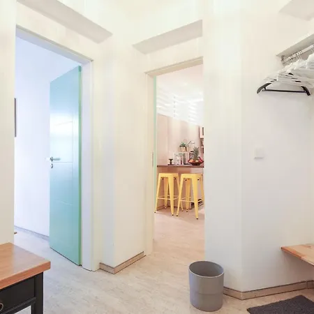 4 Personen Altbau nahe Kurfürstendamm Berlin Exterior foto